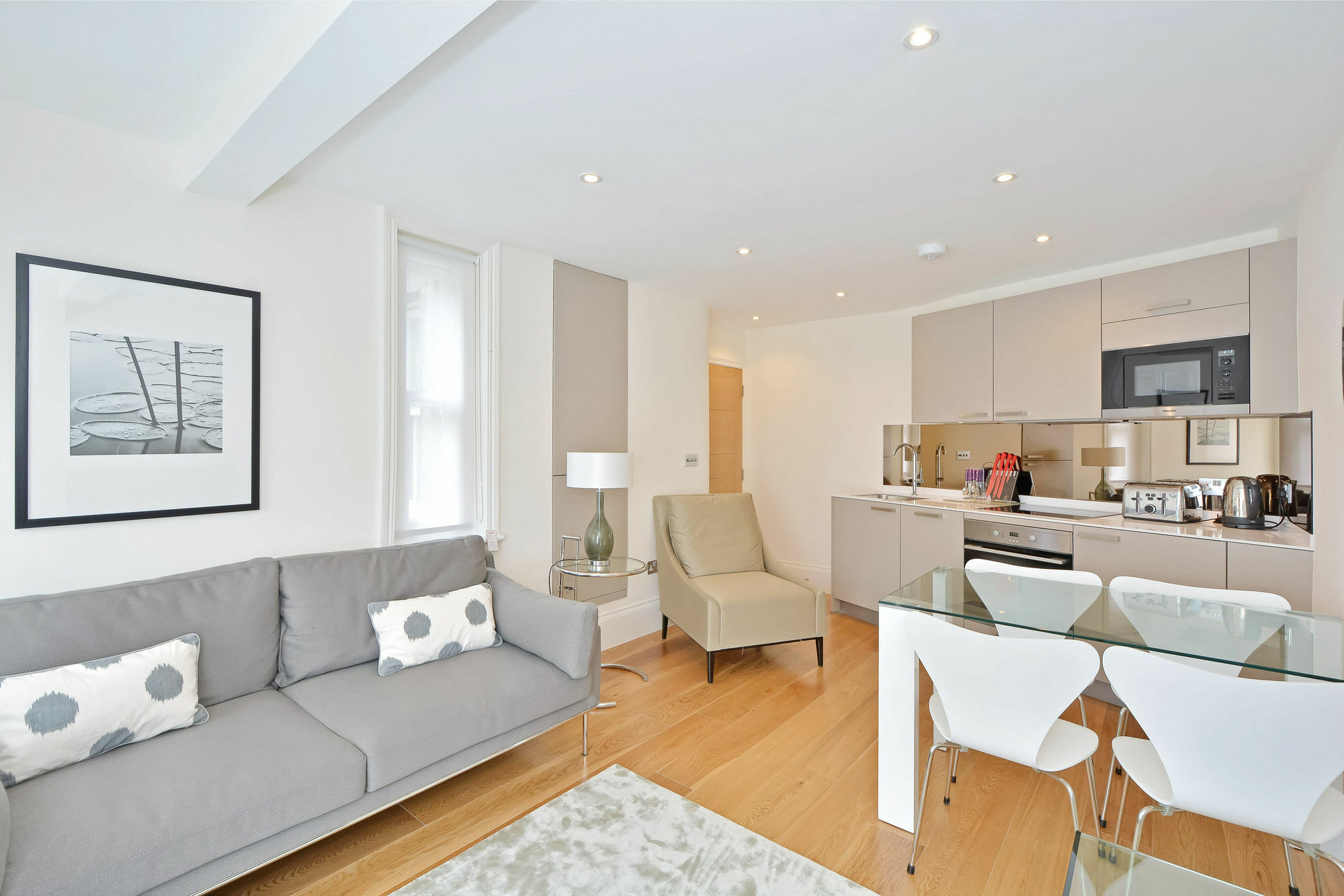 The Soho Mandeville London Bagian luar foto